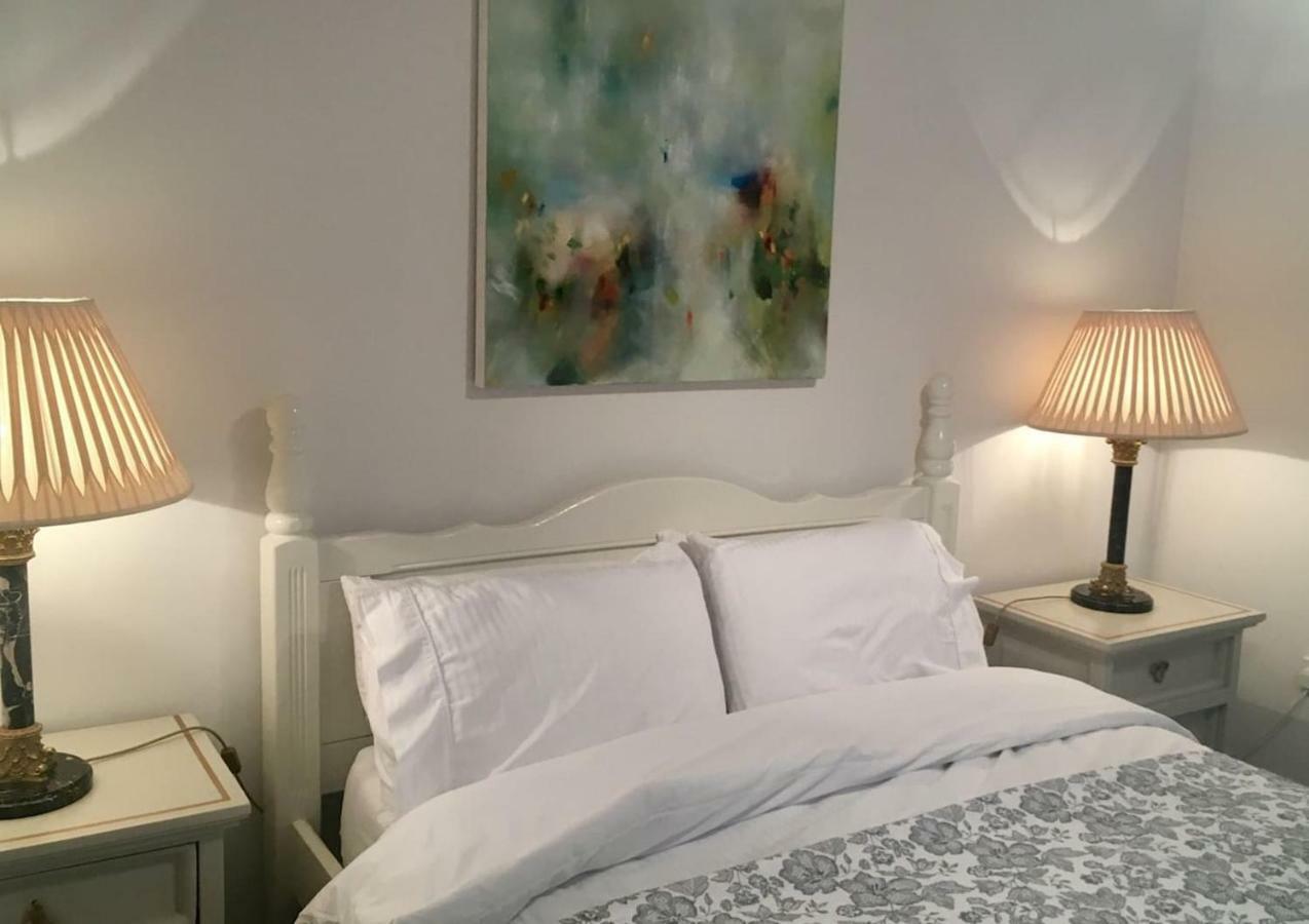 Beautiful 1Br Apartment In Historic St Aubin House Eksteriør bilde