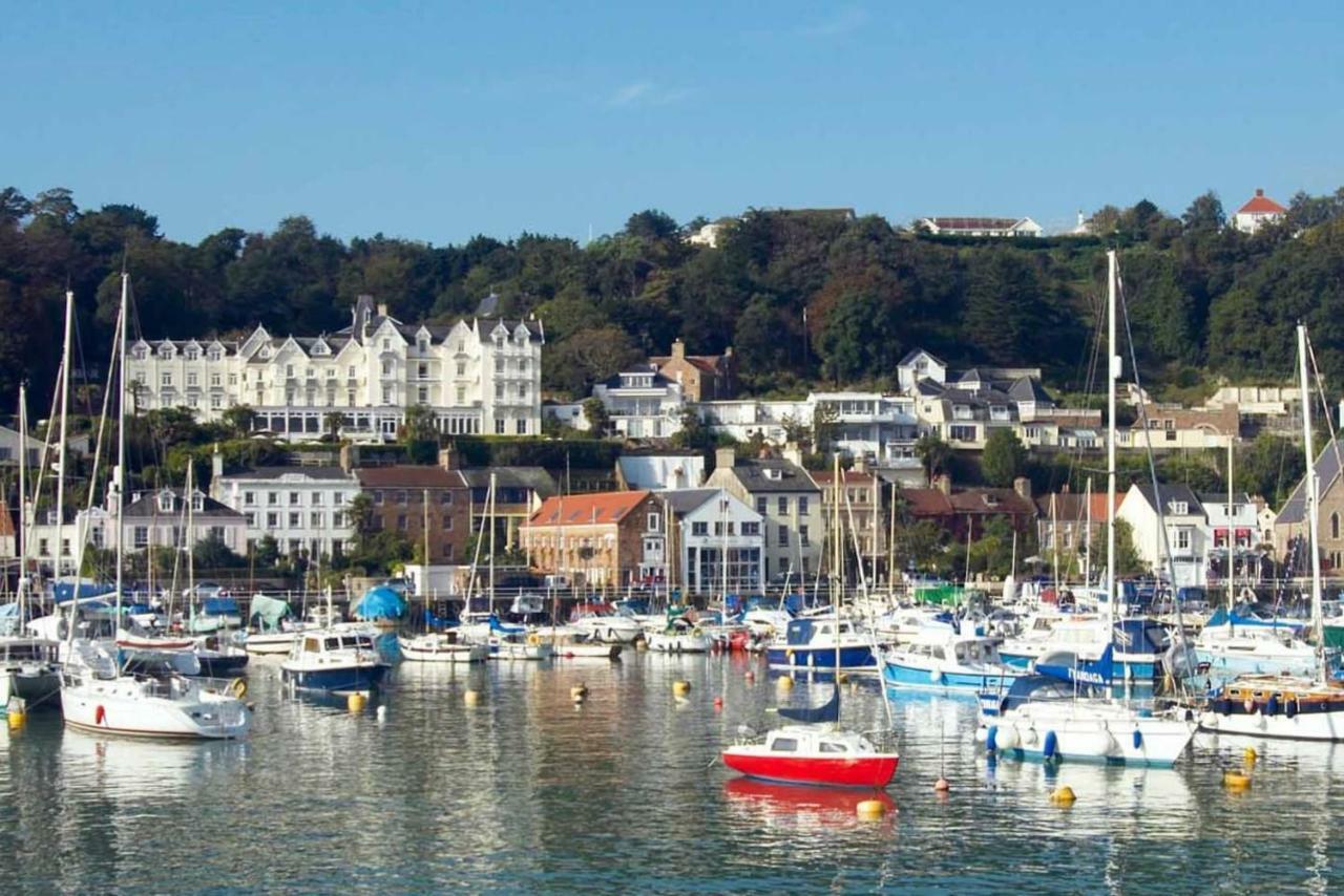 Beautiful 1Br Apartment In Historic St Aubin House Eksteriør bilde