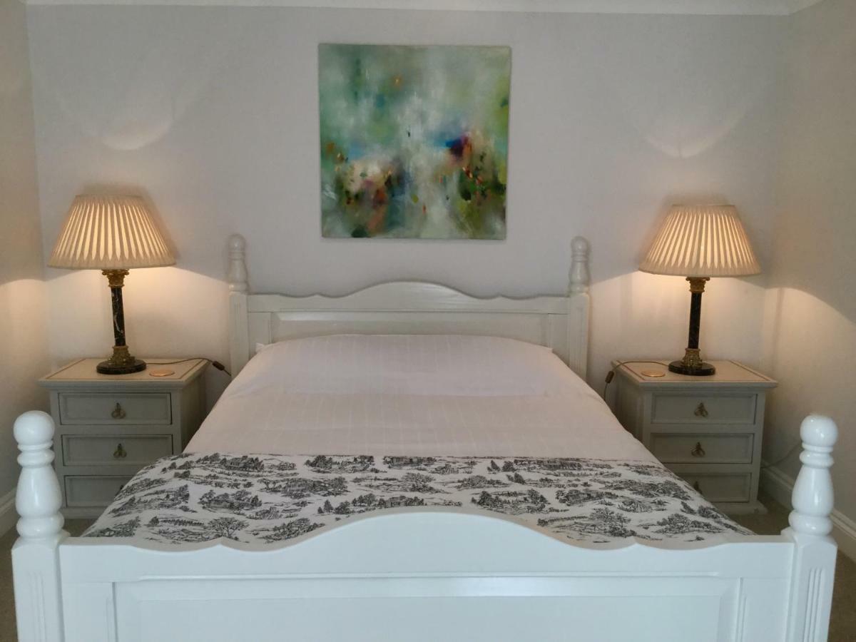 Beautiful 1Br Apartment In Historic St Aubin House Eksteriør bilde