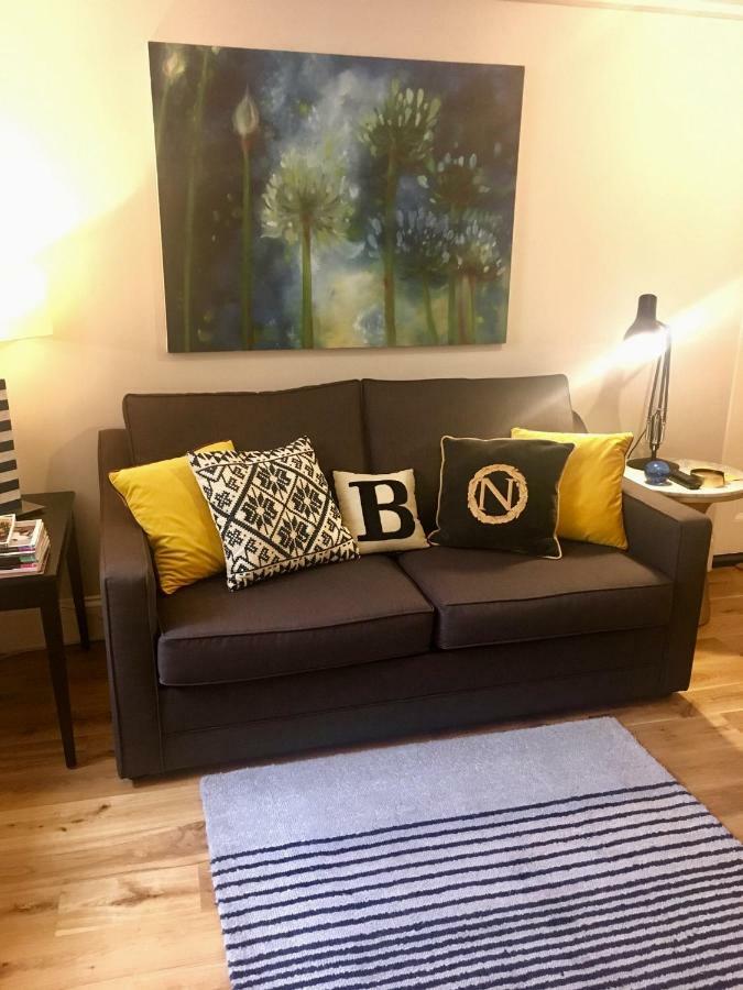 Beautiful 1Br Apartment In Historic St Aubin House Eksteriør bilde