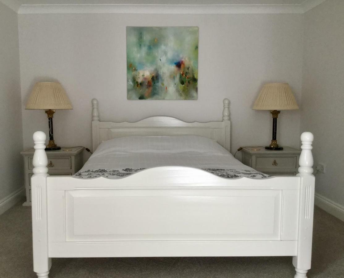 Beautiful 1Br Apartment In Historic St Aubin House Eksteriør bilde